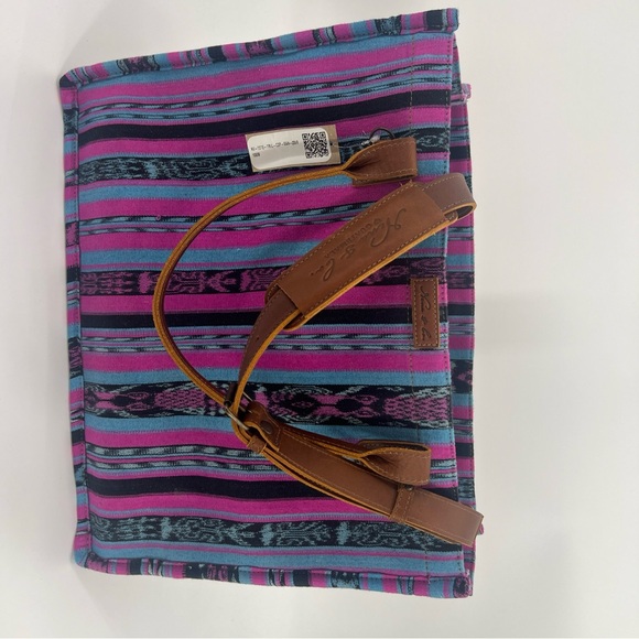 Nena & Co. 13in x 17in One Of A Kind Guatemala Travel Tote Bag Purple,blue,blk - Picture 2 of 12